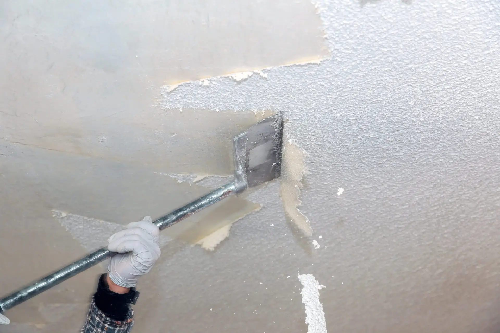 Popcorn Ceiling Removal in Wyoming