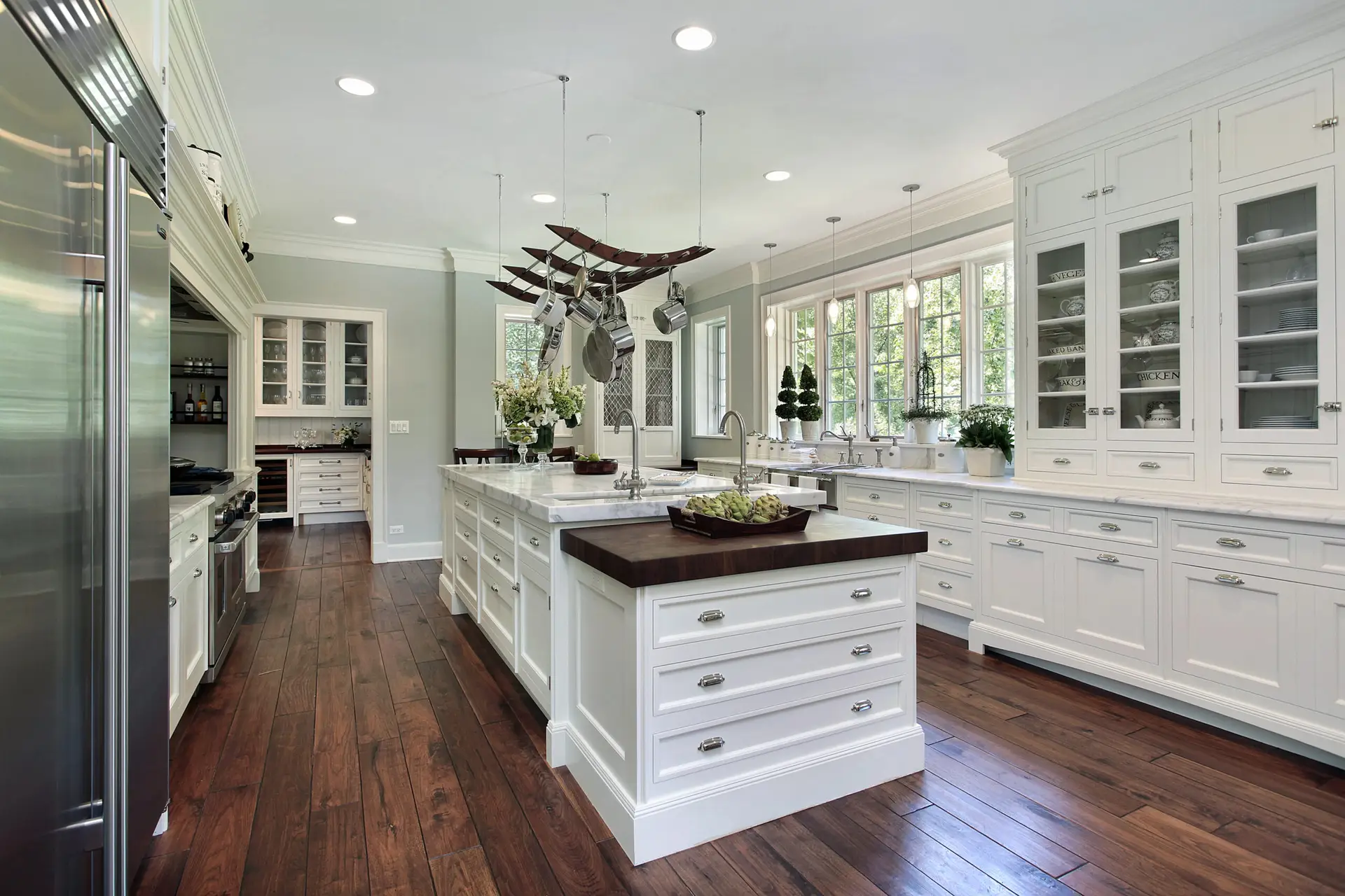 Cabinet Painting Services in Wyoming